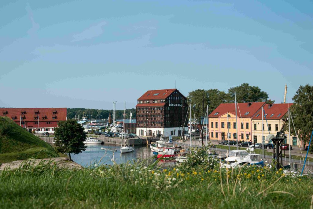 lithuania monthly budget remote worker