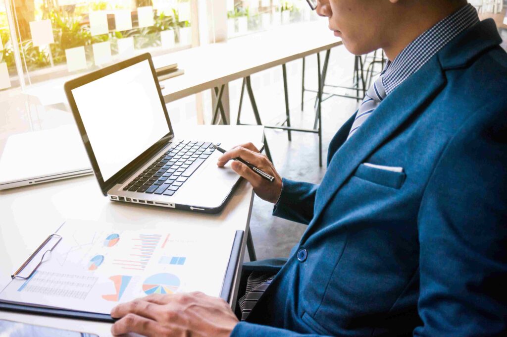 Entrepreneur successfully obtaining Lithuania self employed visa